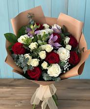 Букет цветов из:  Розы и Альстромерии в Урус-Мартане