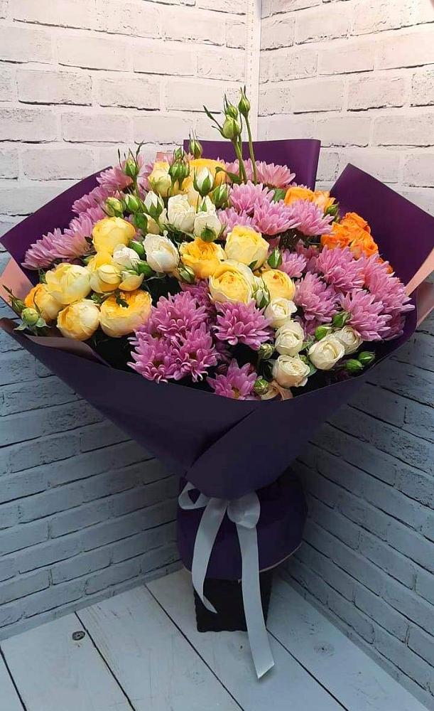 Букет цветов из: Хризантемы и Розы в Урус-Мартане