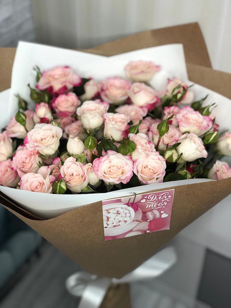 Букет цветов из: Розы в Урус-Мартане