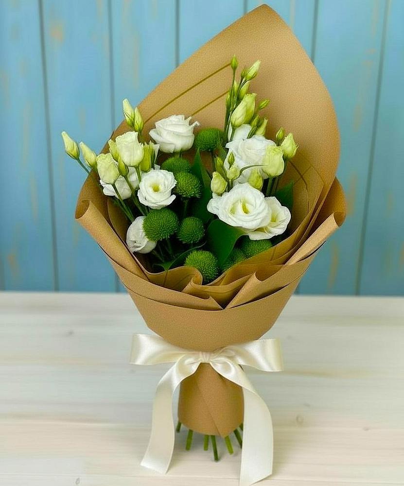 Букет цветов из: Хризантемы и Лизиантусы в Урус-Мартане