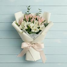 Букет цветов из:  Альстромерии в Урус-Мартане