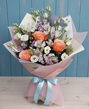 Букет цветов из:  Лизиантусы, Розы, Альстромерии и Гипсофила #REPLACE_PRED# Урус-Мартане