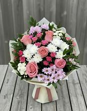 Букет цветов из:  Альстромерии, Гвоздики, Розы и Хризантемы #REPLACE_PRED# Урус-Мартане