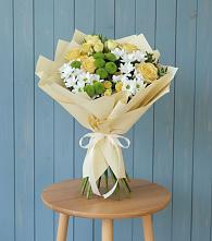 Букет цветов из:  Хризантемы и Розы в Урус-Мартане